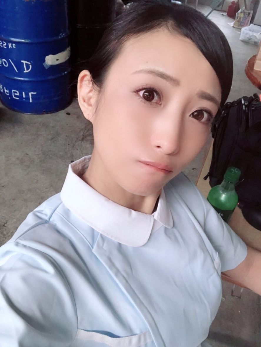 02.jpg